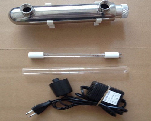 潛入式紫外線殺菌器怎么來使用？