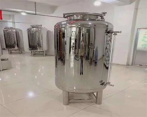 1718783709212497.jpg 純水設(shè)備.jpg