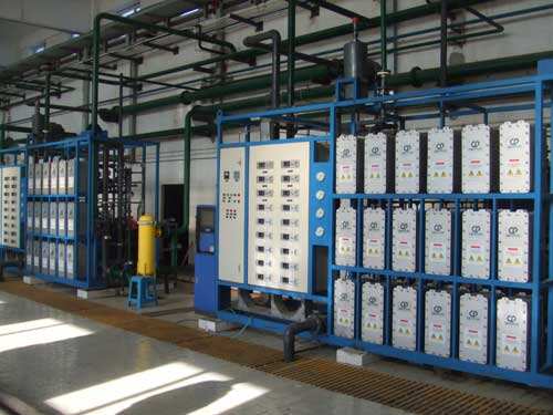 醫(yī)藥純化水設(shè)備的工藝流程與優(yōu)勢(shì)-藍(lán)膜