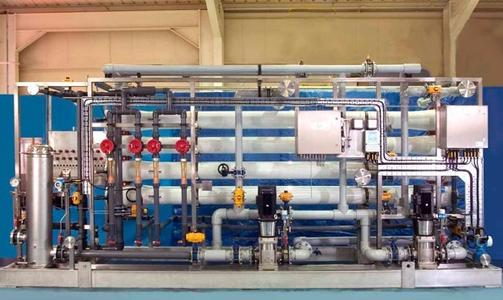 半導(dǎo)體專用超純水設(shè)備工藝有哪些？-藍(lán)膜