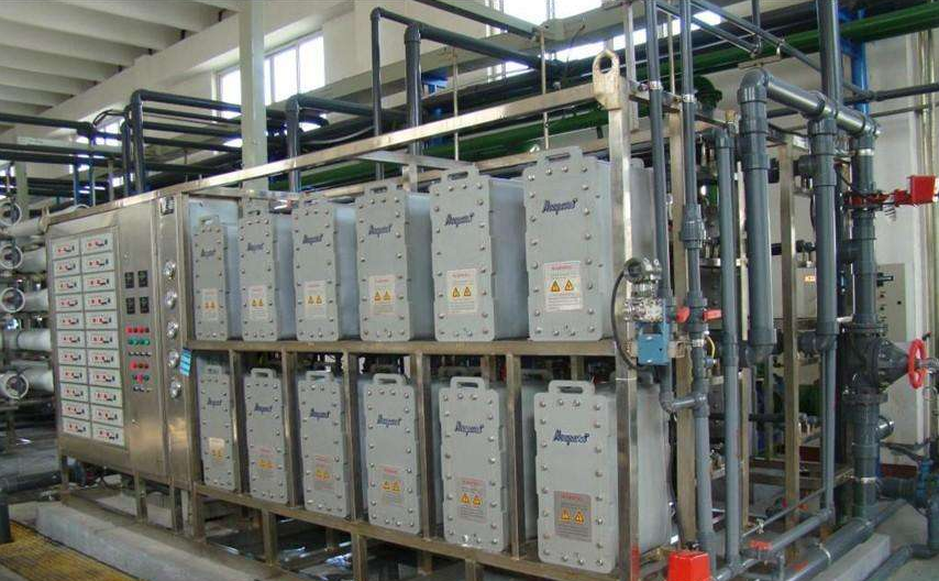 電子廠為什么要使用EDI超純水設(shè)備？-藍(lán)膜