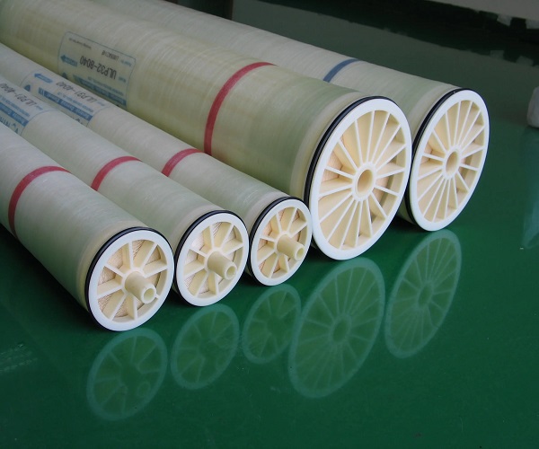 海水淡化膜是具有吸附性嗎？-藍(lán)膜