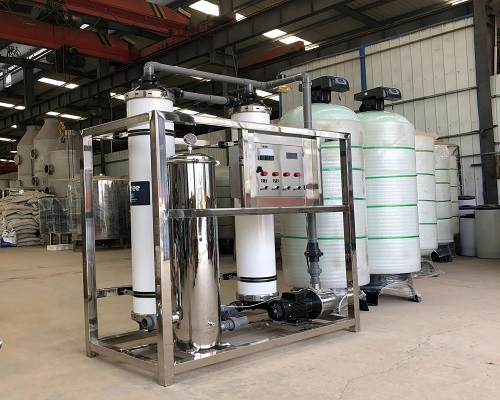 超濾設(shè)備的造價(jià)通常在多少范圍？-藍(lán)膜