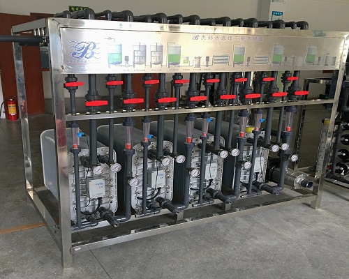 edi電去離子設(shè)備的主要特點(diǎn)-藍(lán)膜